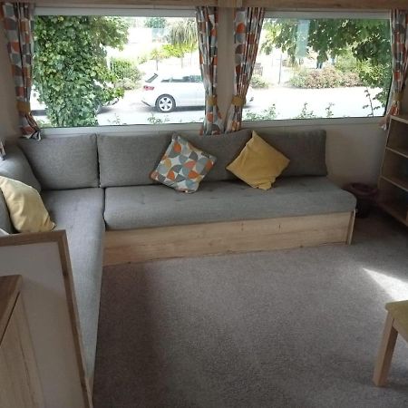 New 2 Bed Holiday Home With Decking In Rockley Park Dorset Near The Sea Lytchett Minster Luaran gambar